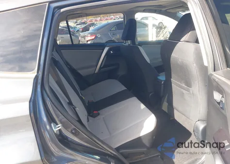 2016 Toyota Rav4 Xle z USA, uszkodzony, nr VIN JTMRFREV0GD178864
